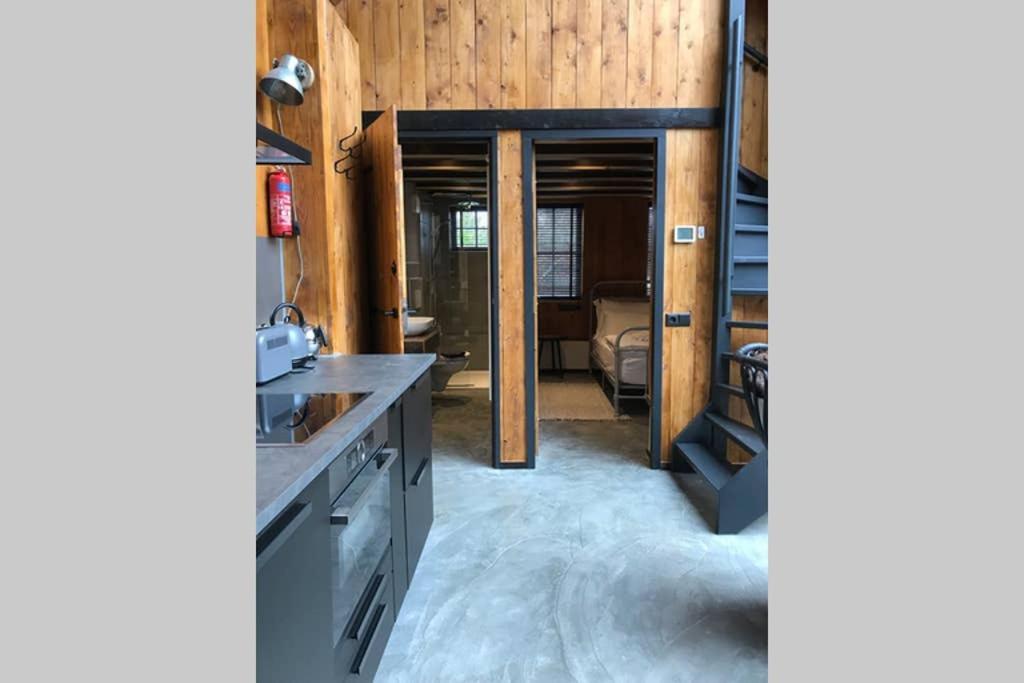 Uniek Houten Huis Nabij Bos En Plassen Hollandsche Rading Εξωτερικό φωτογραφία