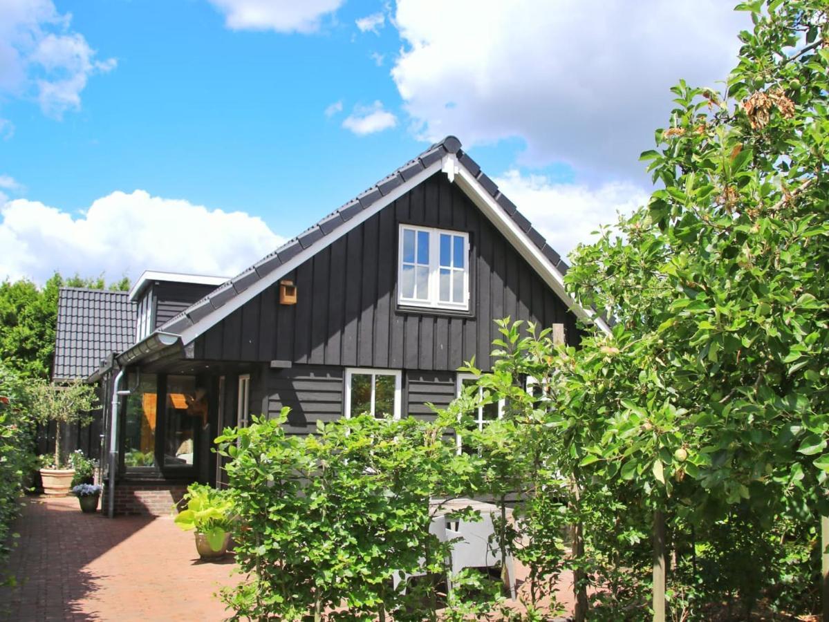 Uniek Houten Huis Nabij Bos En Plassen Hollandsche Rading Εξωτερικό φωτογραφία